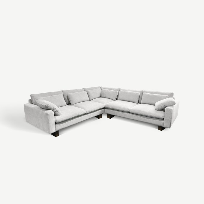From Functionality to Style: Corner Sofas for Your Home